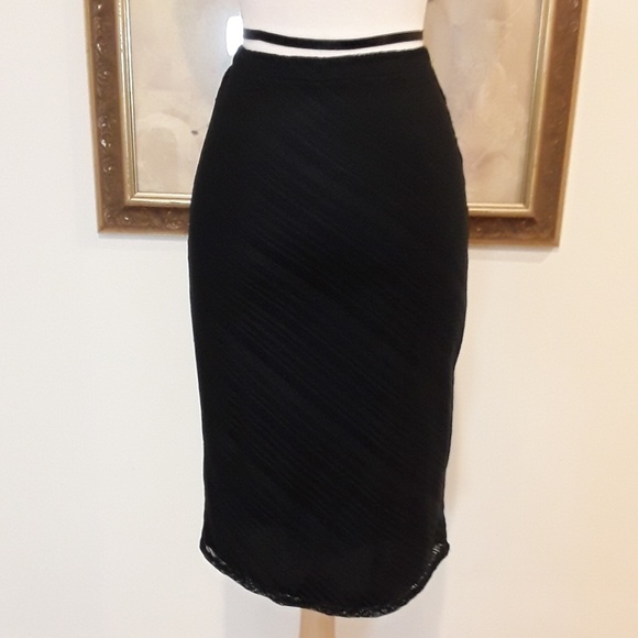Express Dresses & Skirts - NWT Express black skirt